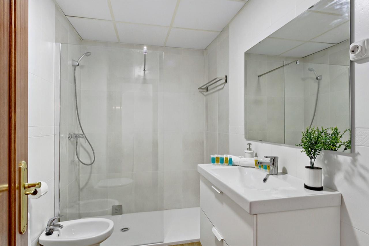 Apartamento Del Parque Flats - Ollerias 3 Málaga Exterior foto